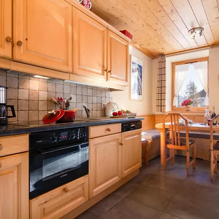 Appartement Arsene No 2 - Happy