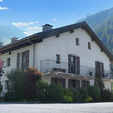 Arsene No 2 - Happy * Chamonix